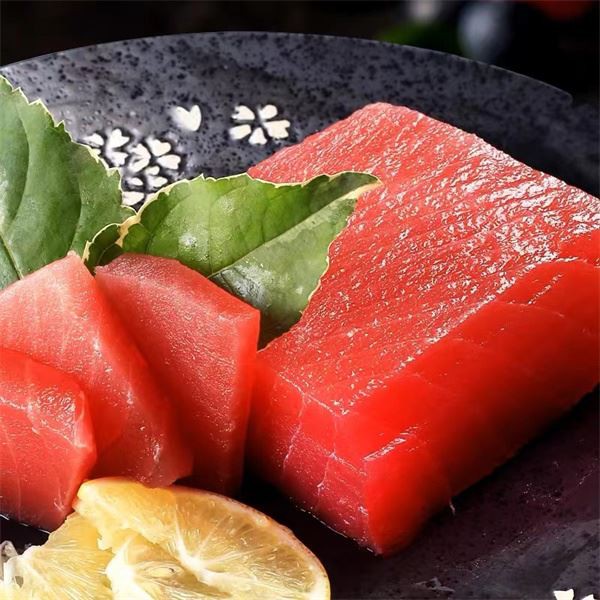 Frozen Fillet Yellowfin Tuna Saku 300g-500g AA